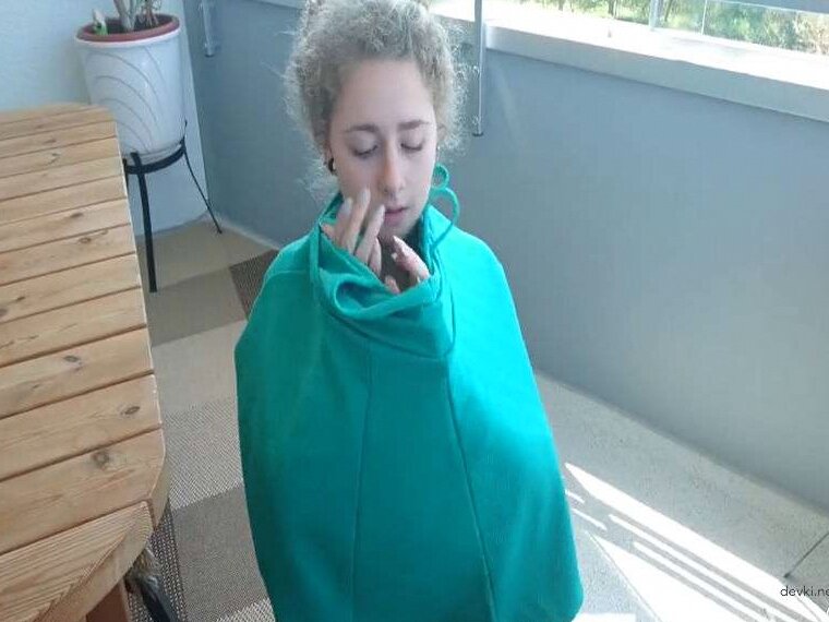 Непередаваемые моменты домашнего секса с кудрявыми красотками!